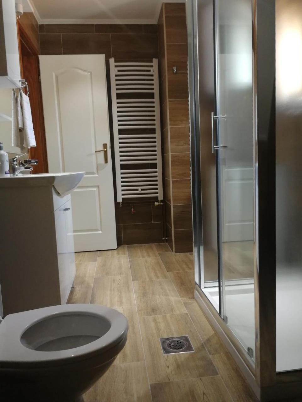 מלון Višegrad Apartman Dokovic מראה חיצוני תמונה